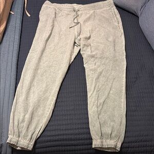 Cupio Women's green gray Jogger Pants